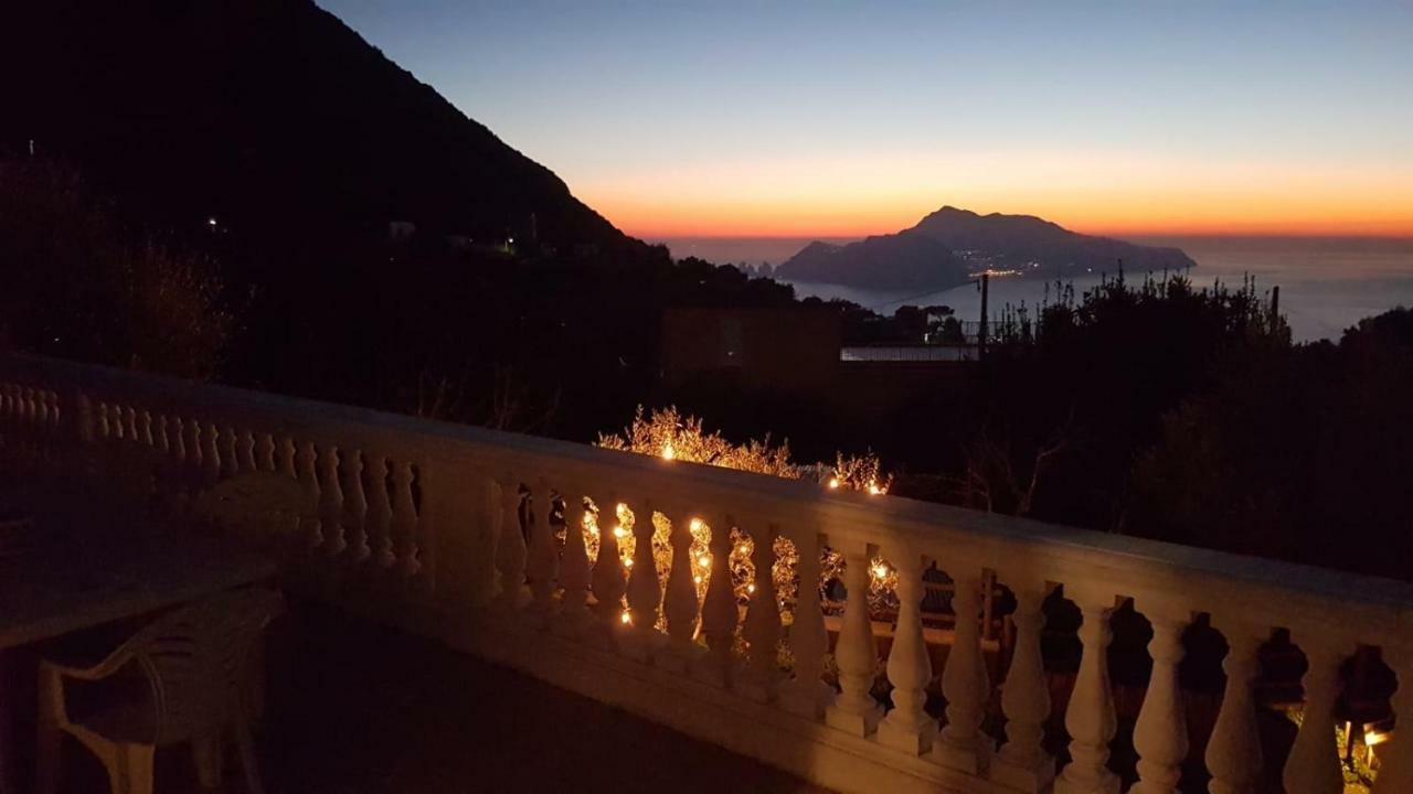 فيلا Il Profumo Di Capri ماسّا لوبْرينسِ المظهر الخارجي الصورة